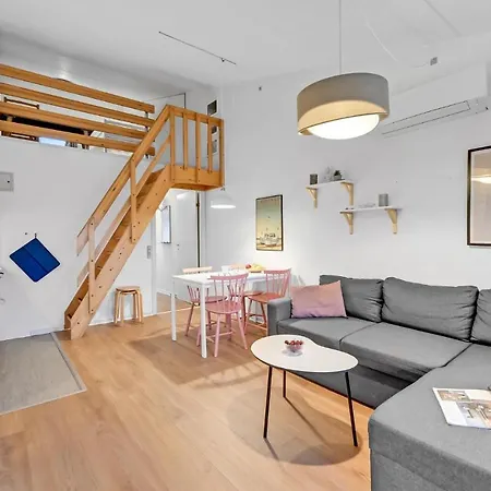 Lovely In With House A Panoramic View リンケビング